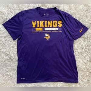 Nike DRI-FIT Training Minnesota Vikings Logo Active Shirt Purple Yellow Mens XL
